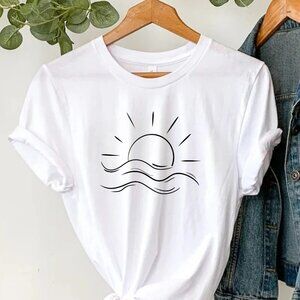 Minimalist Sunset Ocean Waves T-Shirt – Summer Positive Vibes Beach Tee Top